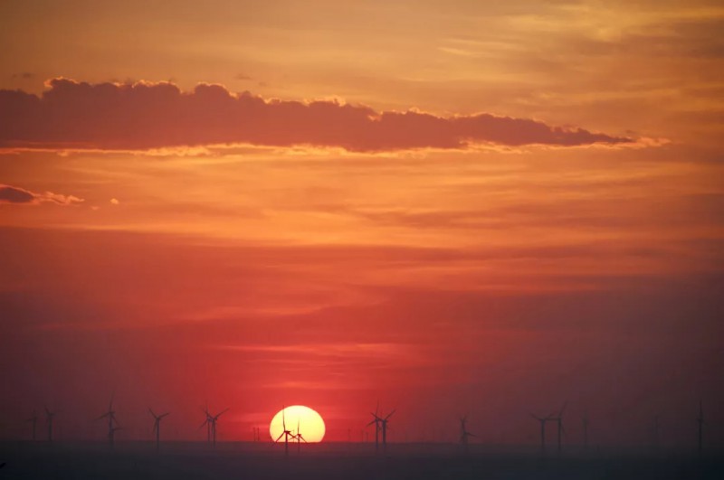 風(fēng)場落日圓、浙江運(yùn)達(dá)風(fēng)電股份有限公司、徐 寧